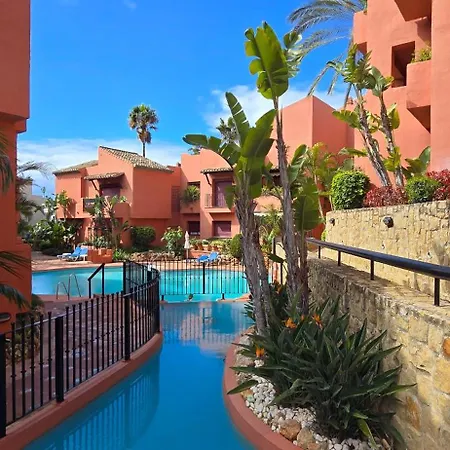 Beachside Penthouse Elviria 2 Bedrooms, Pools Open Year, Gym & Parking