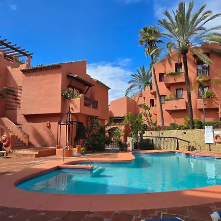דירה Beachside Penthouse Elviria 2 Bedrooms, Pools Open Year, Gym & Parking מארבלה